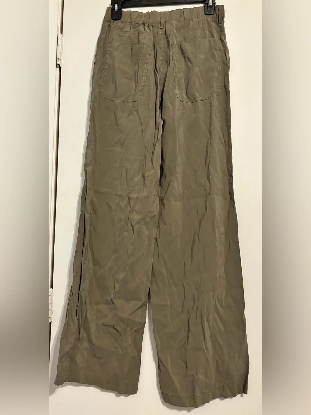 Max Studio Olive Green Wide-Leg Cargo Pants